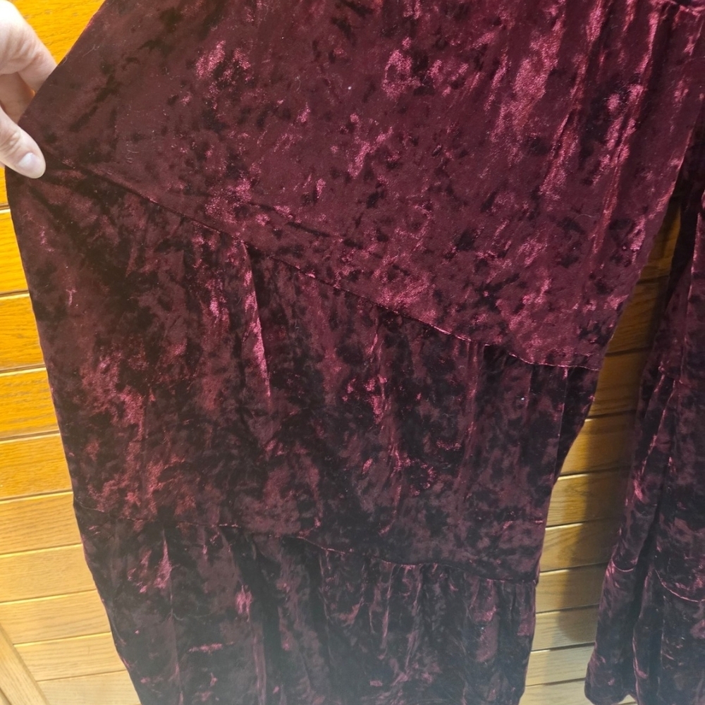 NATURAL LIFE Burgundy Velvet Wide-Leg Pants - Picture 4 of 6